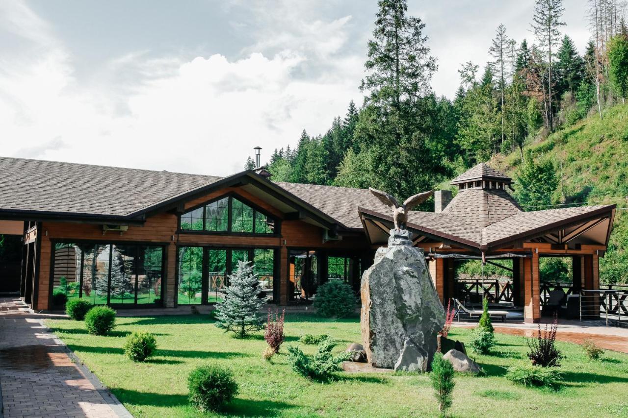 Готель Жди Ня Єво Instagram Zhdenievo Hotel Zhdeniievo Ngoại thất bức ảnh