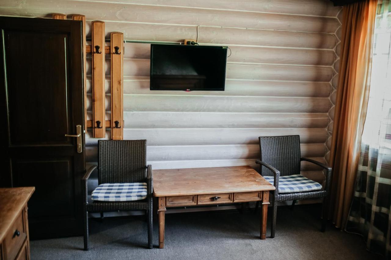 Готель Жди Ня Єво Instagram Zhdenievo Hotel Zhdeniievo Ngoại thất bức ảnh