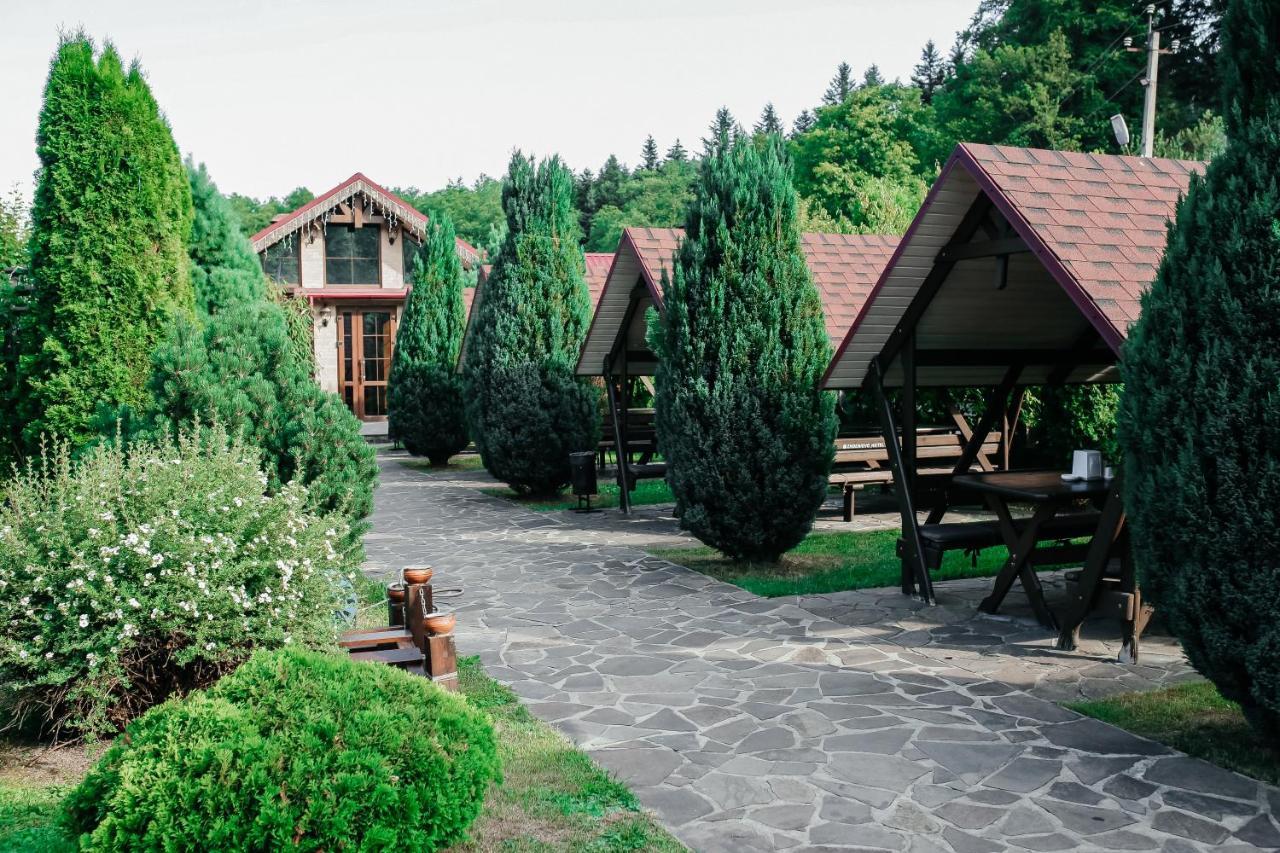 Готель Жди Ня Єво Instagram Zhdenievo Hotel Zhdeniievo Ngoại thất bức ảnh