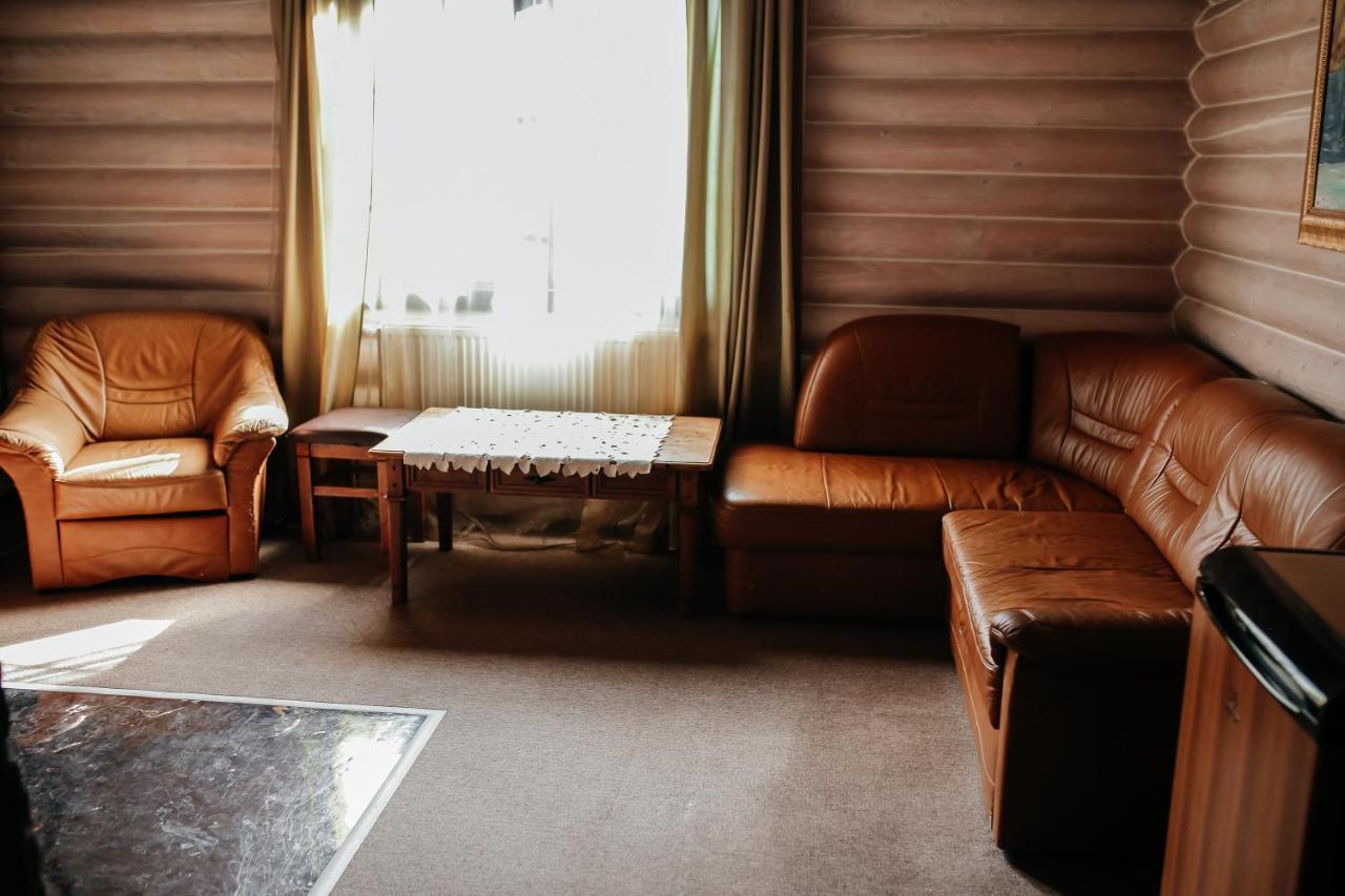 Готель Жди Ня Єво Instagram Zhdenievo Hotel Zhdeniievo Ngoại thất bức ảnh